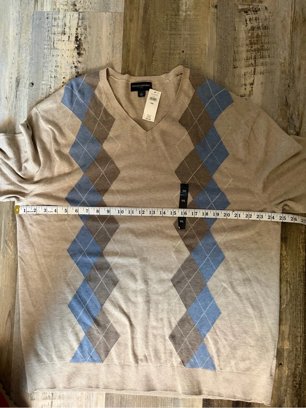 Banana Republic Men's V-Neck Argyle Sweater - Beige, Blue & Brown